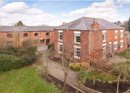 Hopley House Bed & Breakfast Middlewich Bagian luar foto