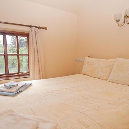 Hopley House Bed & Breakfast Middlewich Bagian luar foto