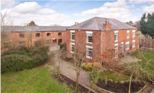Hopley House Bed & Breakfast Middlewich Bagian luar foto